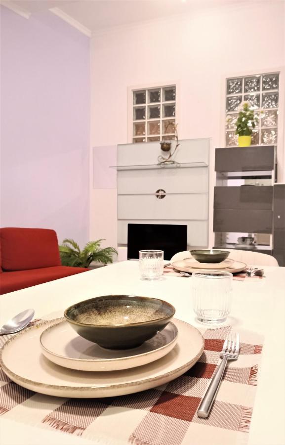 Yes, Yes! Lovely Apartment Good Amenities Budapest Center Budapeste Exterior foto