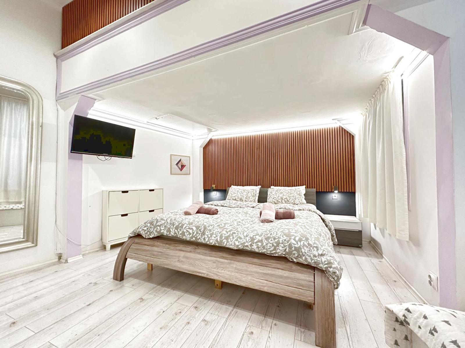 Yes, Yes! Lovely Apartment Good Amenities Budapest Center Budapeste Exterior foto